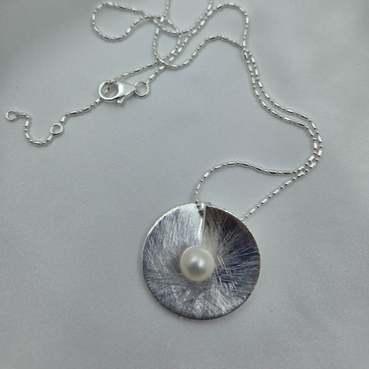 92.5 Silver disc with a pearl in the centre necklace 